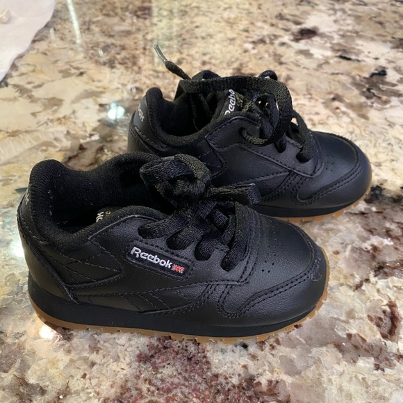 Toddler Reebok Classics - Picture 3 of 4